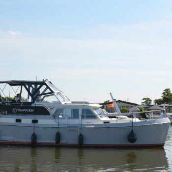 Friesland yacht charter