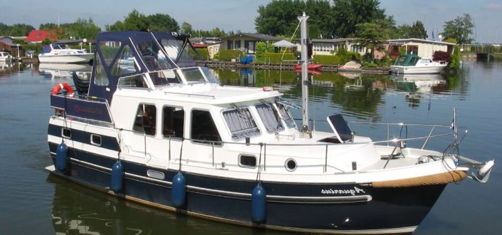Aquarius (Aquanaut Drifter 950) van Yachtcharter De Brekken in Lemmer